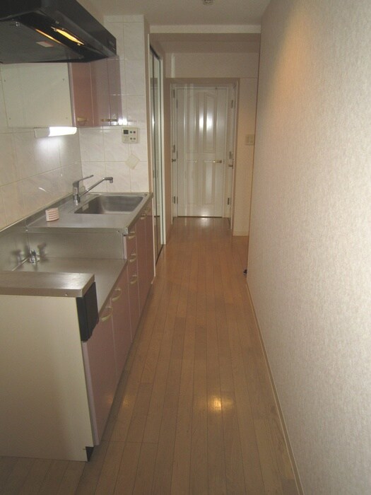 物件内観写真18　(廊下)