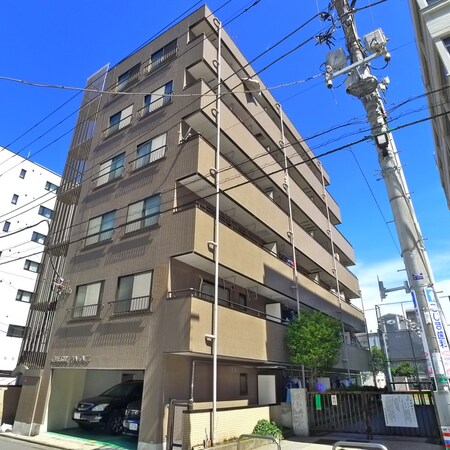 ＣＨＥＲＲＹ　ＰＡＲＡＣＥ外観写真