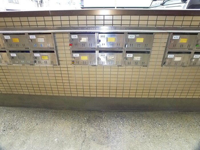 物件外観写真4　(建物設備)