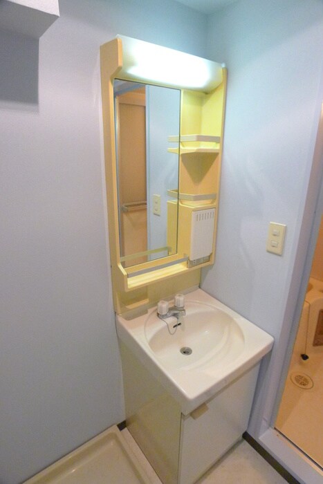 物件内観写真12　(洗面)