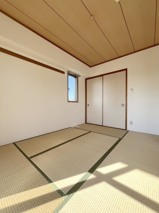 物件内観写真11　(居室)