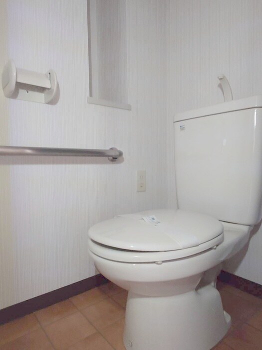 物件内観写真14　(トイレ)