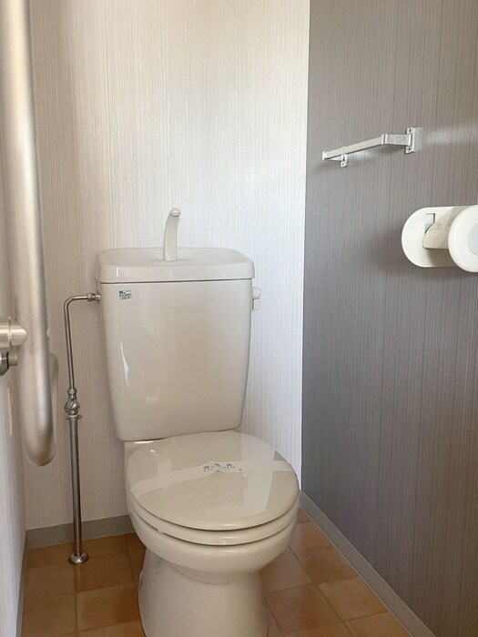 物件内観写真15　(トイレ)