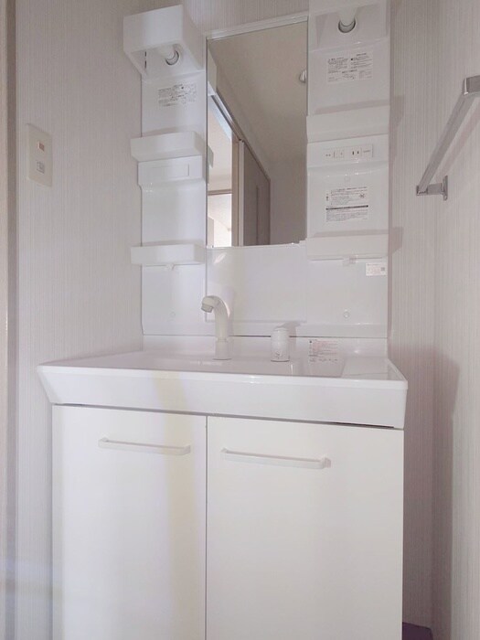 物件内観写真15　(洗面)