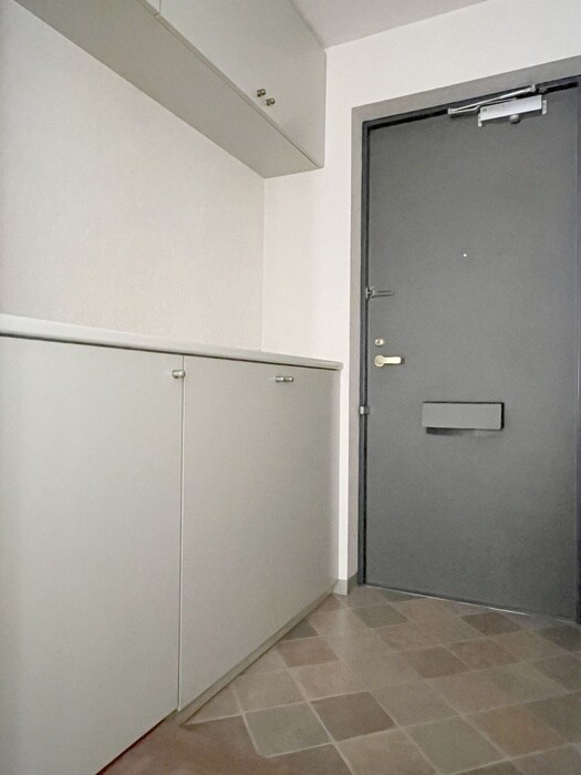 物件内観写真17　(玄関)