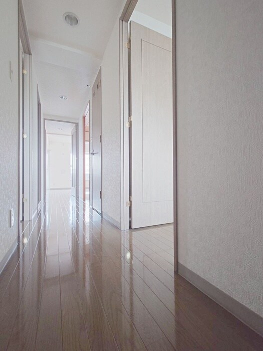 物件内観写真19　(廊下)