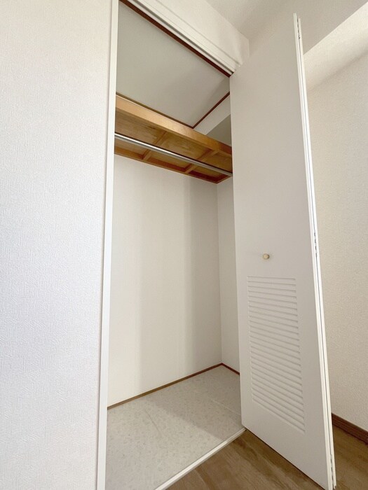 物件内観写真21　(収納)