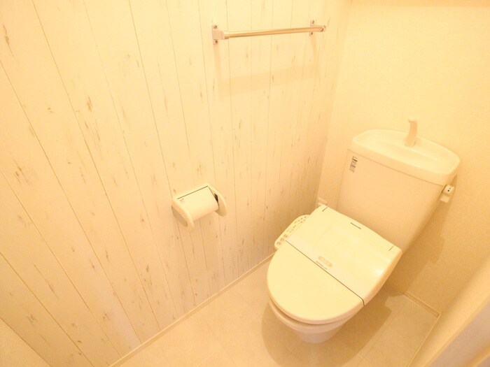 物件内観写真10　(トイレ)