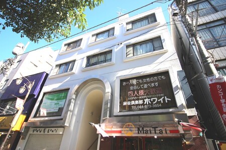 鶴田第一ビル外観写真