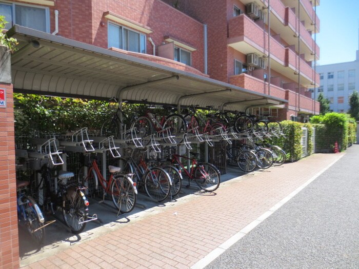 物件外観写真4　(駐輪場)