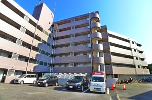 シャトルグランディ外観写真