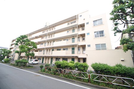 ハイツ東鶴見（210）外観写真