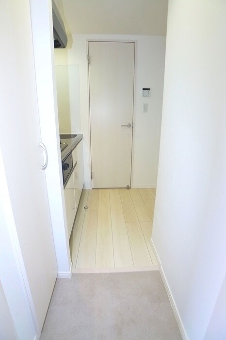 物件内観写真14　(玄関)