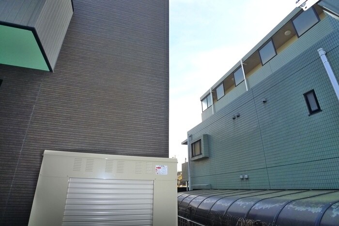 物件内観写真20　(室内からの展望)