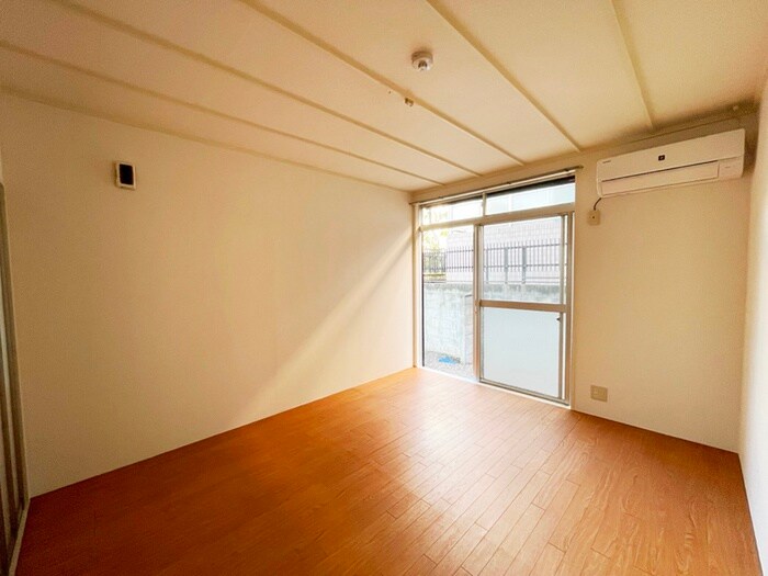 物件内観写真19　(居室)