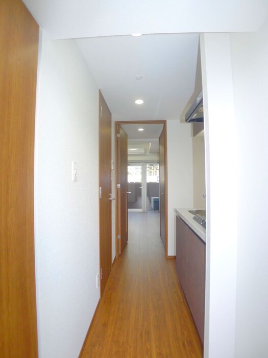 物件内観写真19　(廊下)