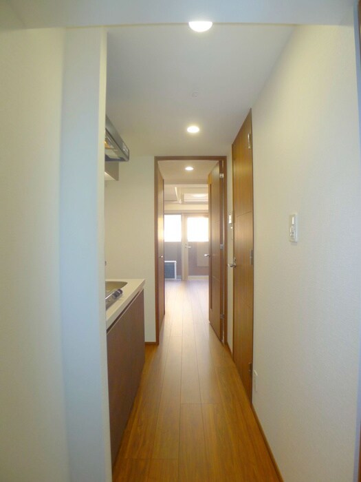 物件内観写真20　(廊下)