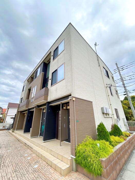 物件外観写真1　(外観写真)