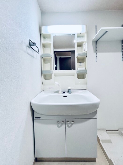 物件内観写真13　(洗面)