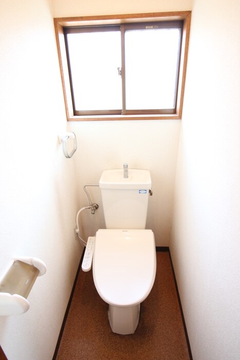 物件内観写真15　(トイレ)