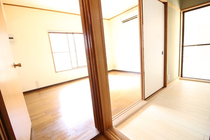 物件内観写真18　(居室)