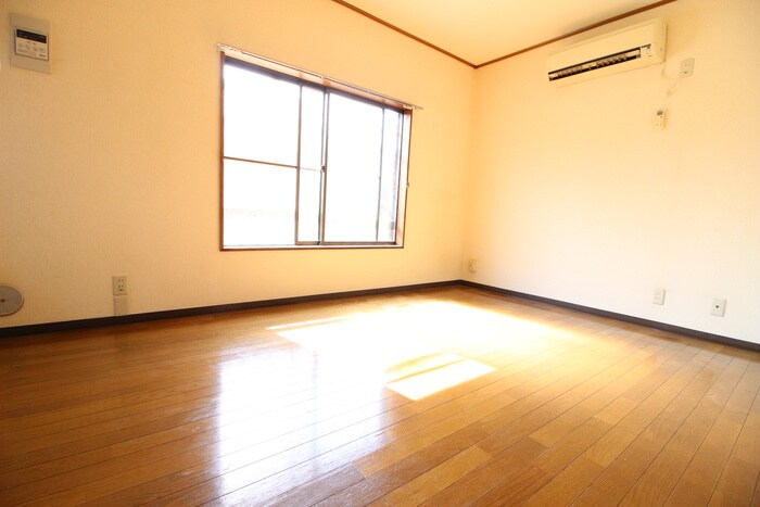 物件内観写真22　(居室)