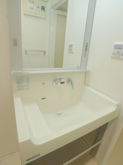 物件内観写真11　(洗面)