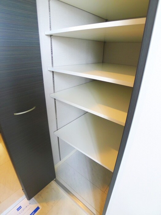 物件内観写真15　(靴箱)