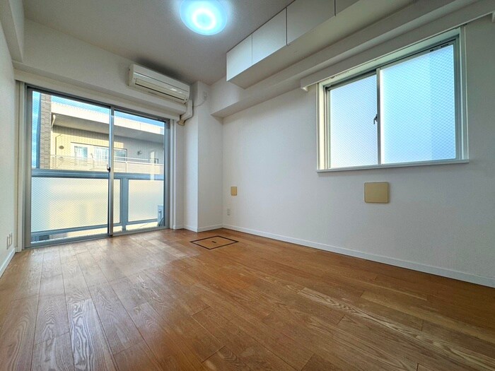 物件内観写真10　(居室)