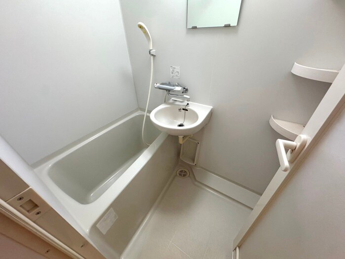 物件内観写真13　(バス／シャワールーム等)