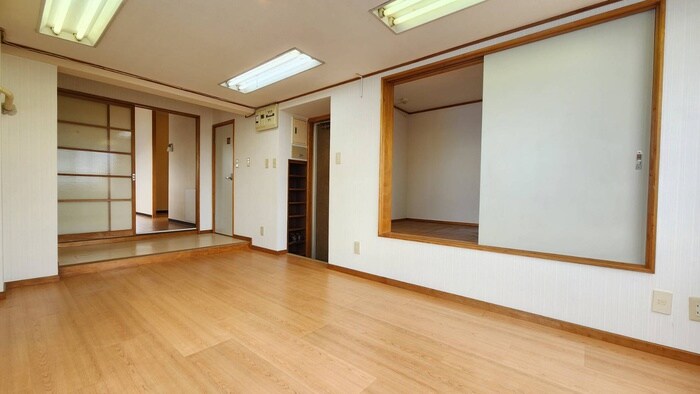 物件内観写真5　(居室)