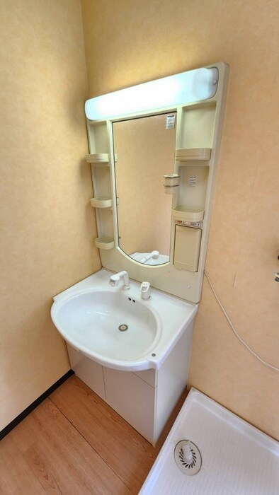 物件内観写真9　(洗面)