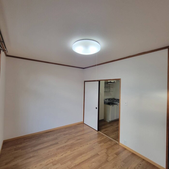 物件内観写真9　(居室)