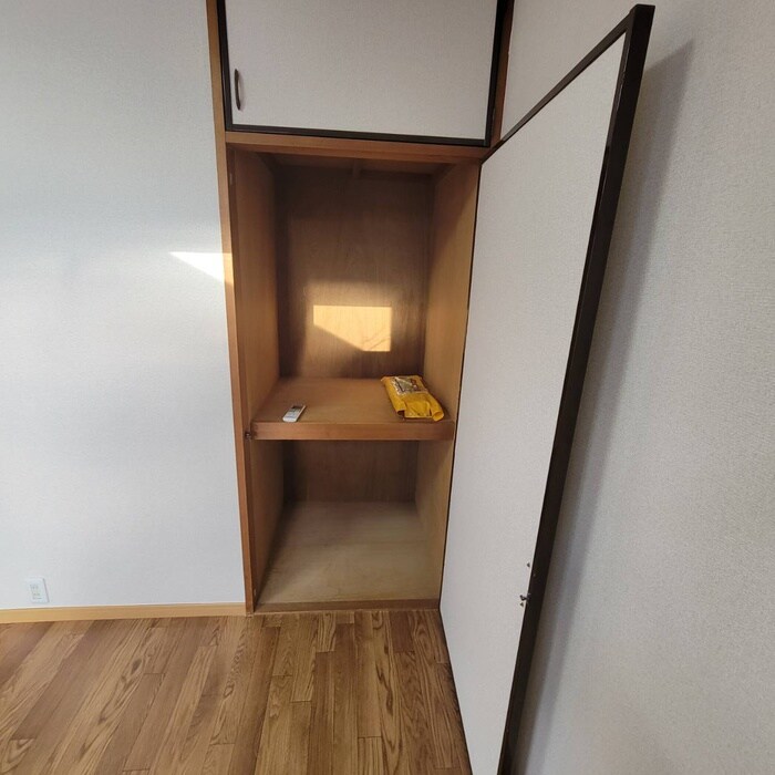 物件内観写真17　(収納)