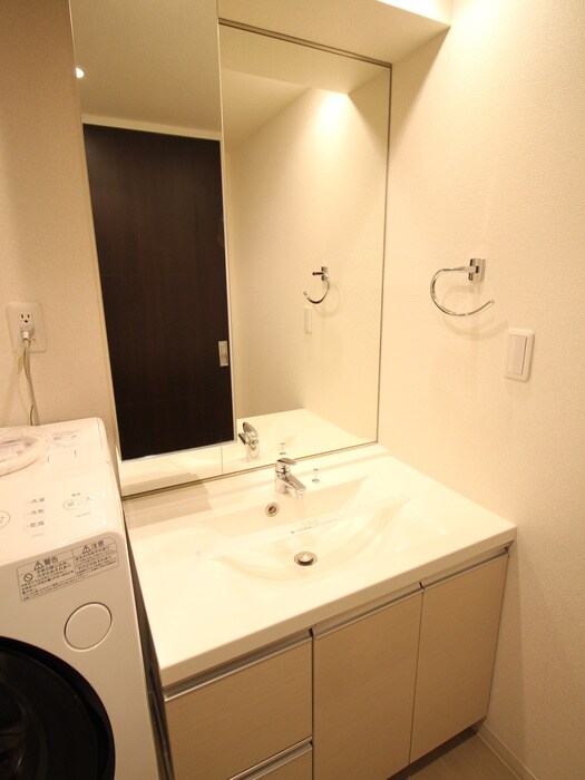 物件内観写真9　(洗面)