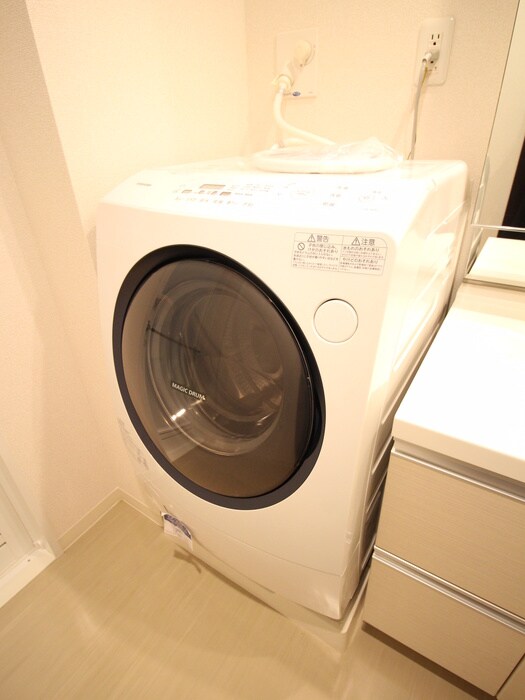 物件内観写真10　(洗濯機置場)