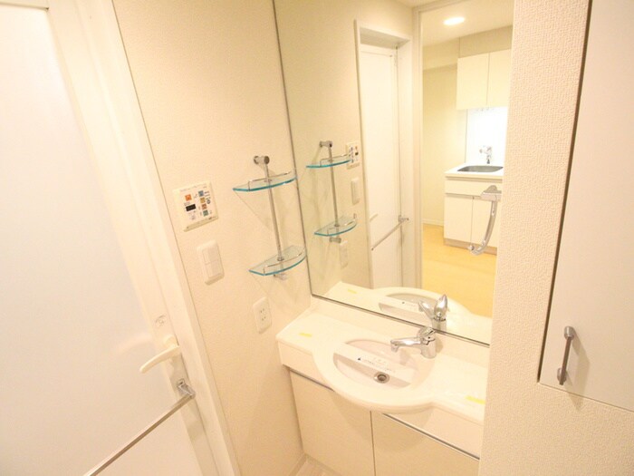 物件内観写真10　(洗面)