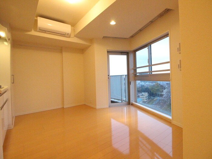 物件内観写真12　(居室)