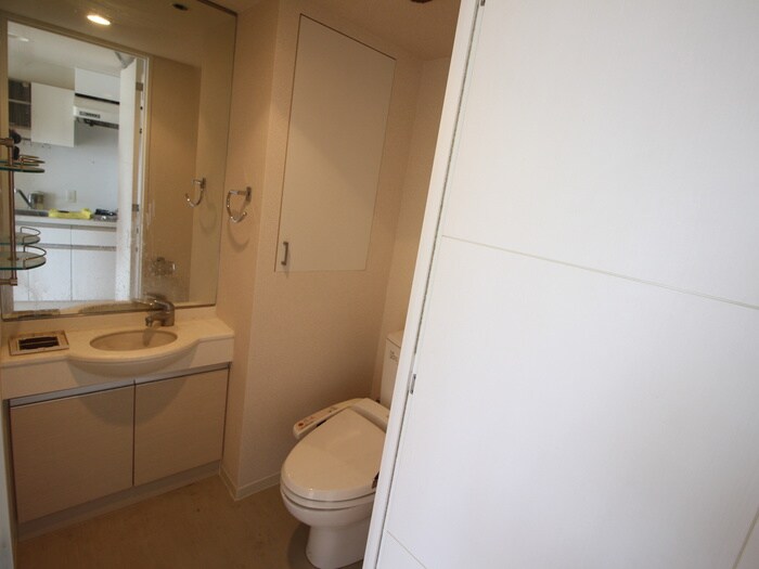 物件内観写真12　(洗面)