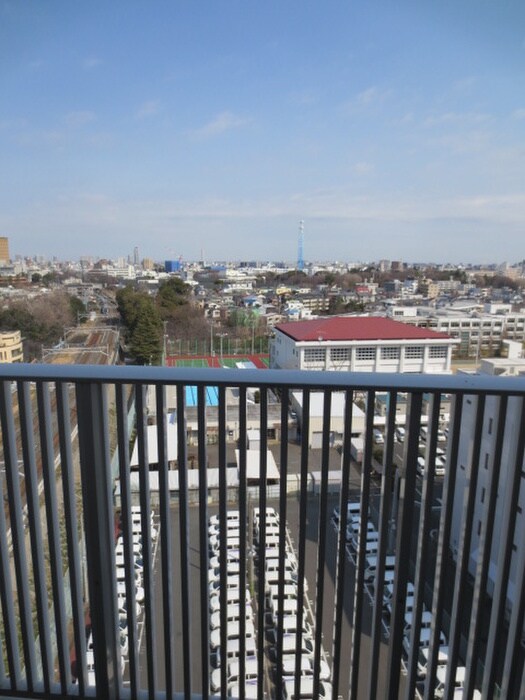 物件内観写真16　(室内からの展望)