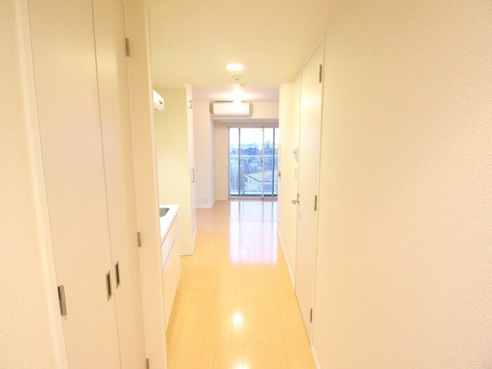 物件内観写真19　(廊下)