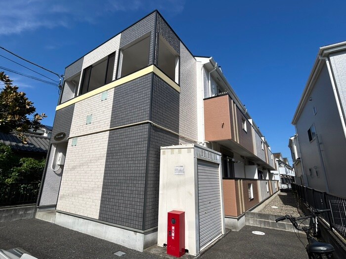 物件外観写真1　(外観写真)