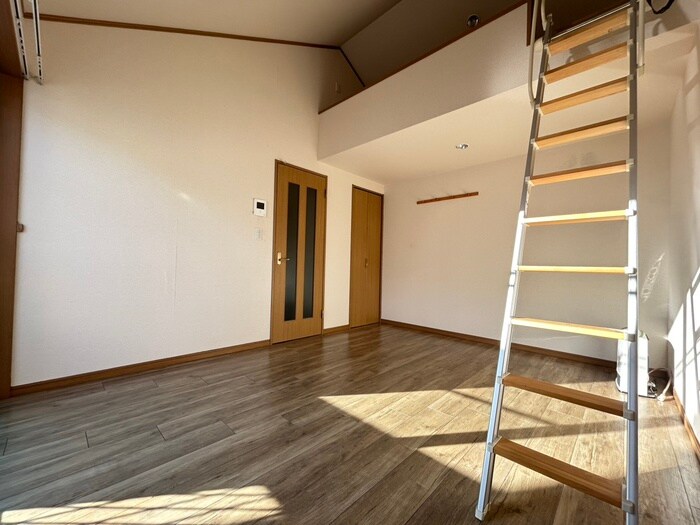 物件内観写真21　(居室)