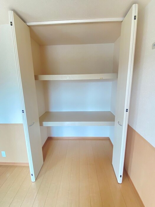 物件内観写真16　(洗面)