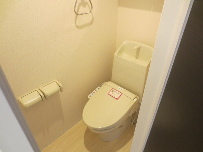 物件内観写真13　(トイレ)