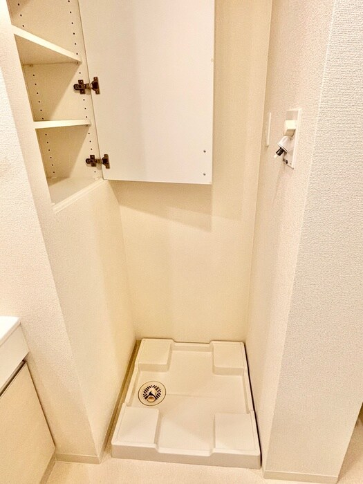 物件内観写真20　(洗濯機置場)