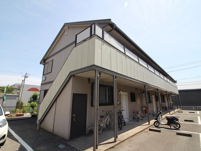 物件外観写真2　(外観写真)