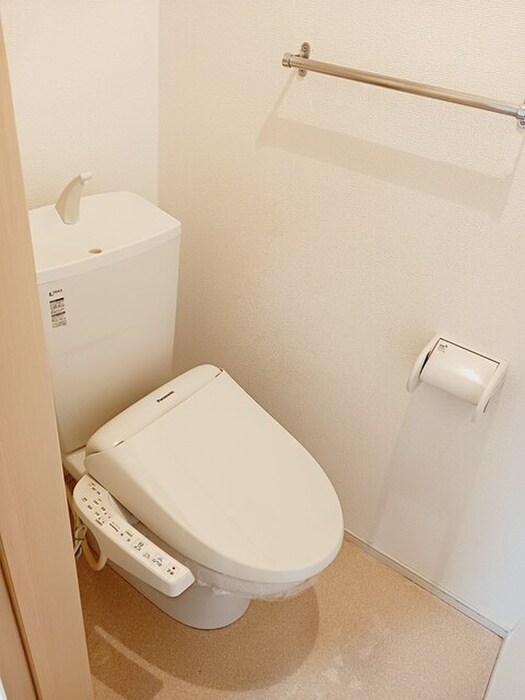 物件内観写真6　(トイレ)