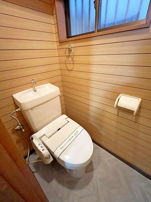 物件内観写真12　(トイレ)