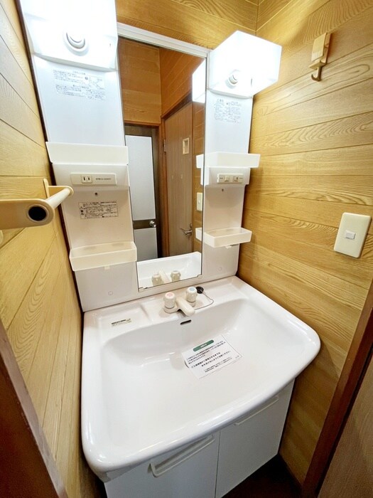 物件内観写真14　(洗面)